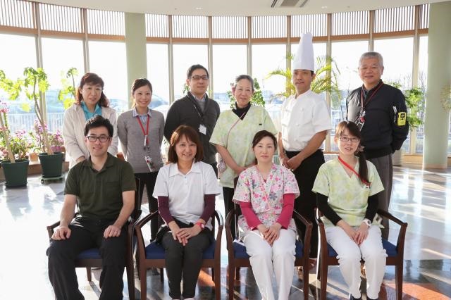<理学療法士求人>神奈川県川崎市【医療法人 桃潤会 介護老人保健施設 ろうけん宮前】努力して取得した“資格”を新しいステージで!!月給27万円以上可能♪賞与年2回☆計4.5月分☆4週9休シフト制♪フレッシュ休暇8日♪年間休日115日☆社会保険完備♪マイカー通勤OK☆交通費支給♪