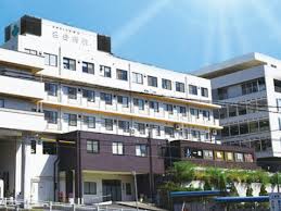 年間休日120日＆日祝休み！実働7時間で負担少なめ☆回復期リハ含む112床の一般病院です♪運動器リハメイン◎入院、外来、訪問と幅広い経験が可能◇託児所や単身寮あり◎
